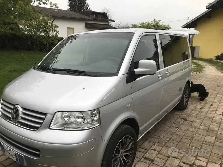 Volkswagen Multivan 2006 photo 2