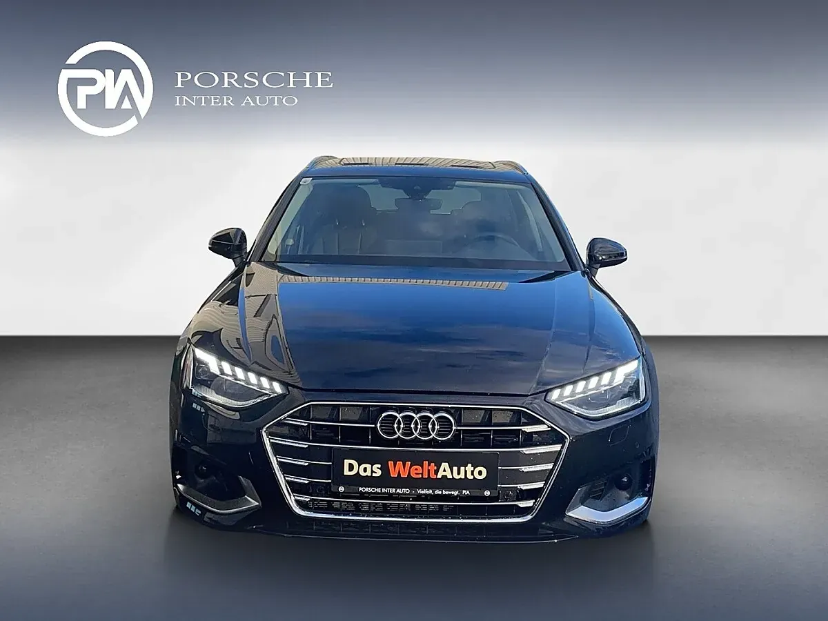 Audi A4 2022 photo 2
