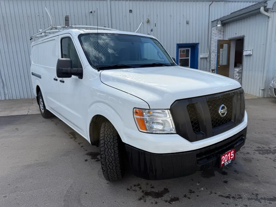 Nissan Nv 2500 2015 photo 3
