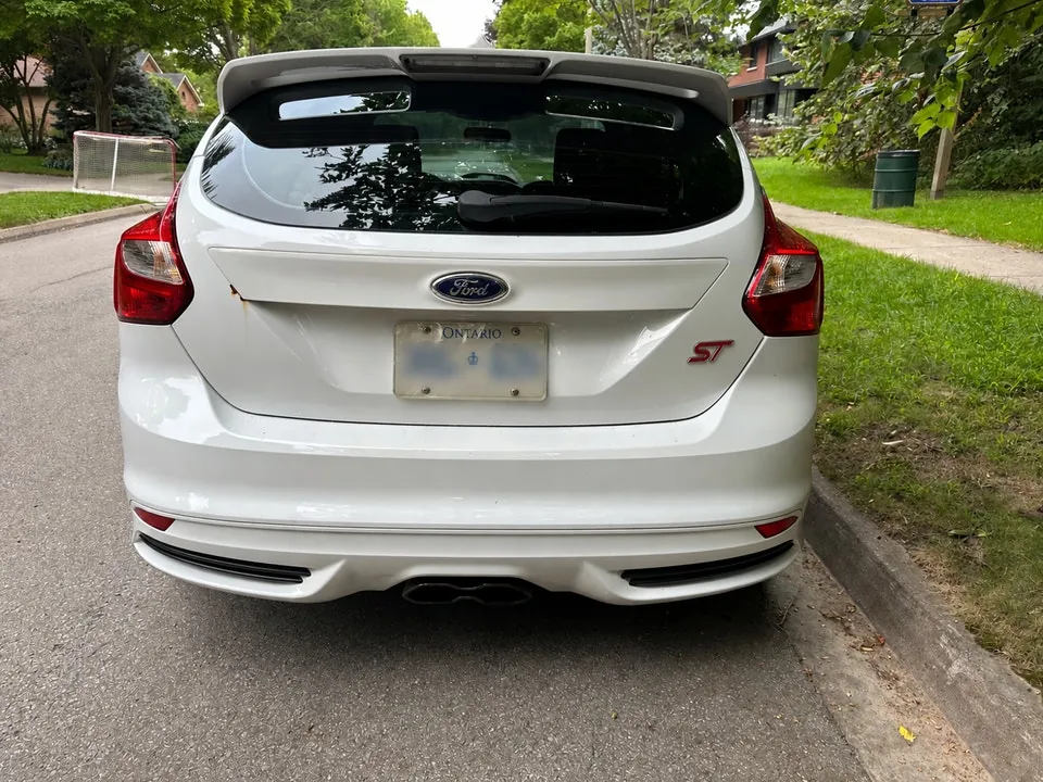 Ford Focus St 2014 photo 3