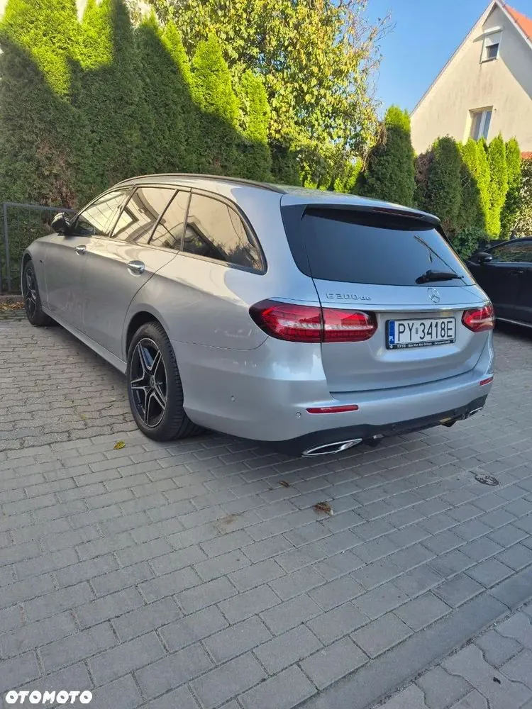 Mercedes-Benz E-Class 2021 photo 5