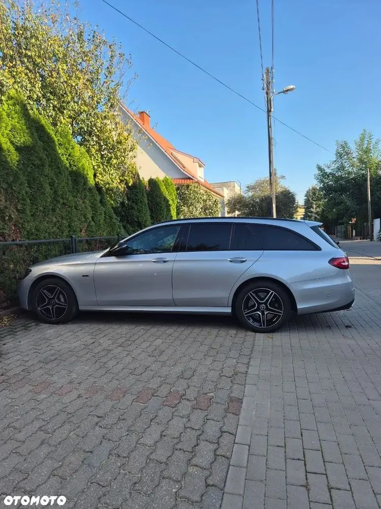 Mercedes-Benz E-Class 2021 photo 4