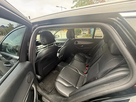 Mercedes-Benz E220 2020 photo 3