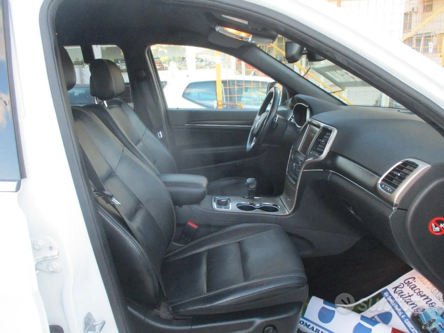 Jeep Grand Cherokee 2014 photo 3