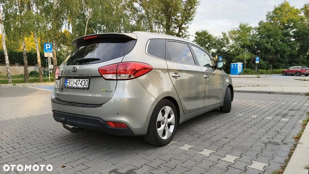 Kia Carens 2014 photo 4