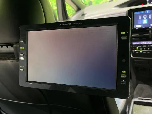 Toyota Estima 2016 photo 4