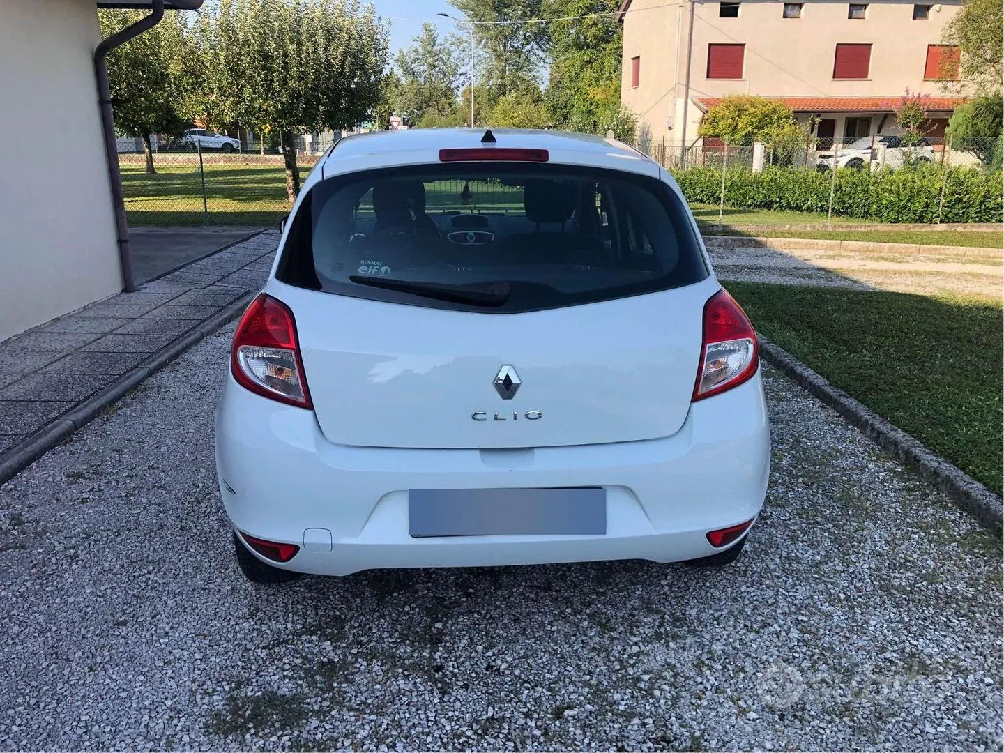 Renault Clio 2012 photo 4