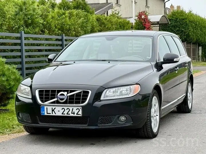 Volvo V70
