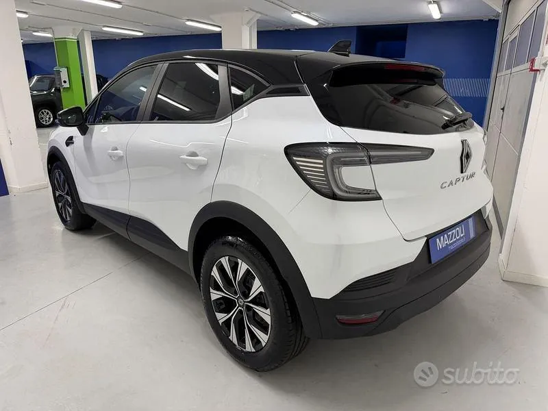 Renault Captur 2026 photo 5