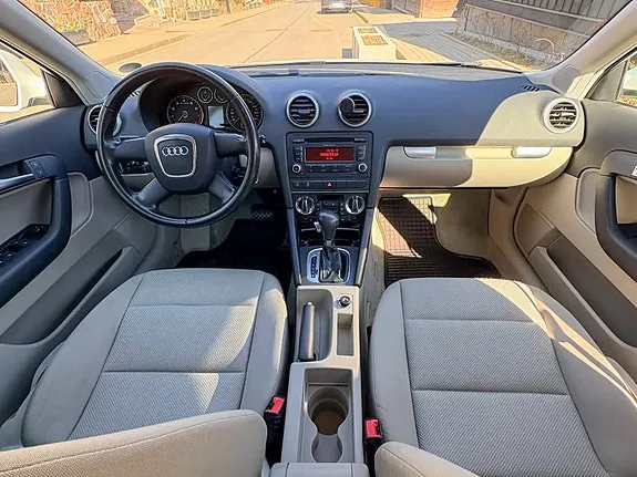 Audi A3 2010 photo 5