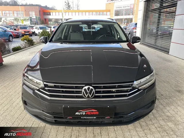 Volkswagen Passat Variant 2021 photo 2