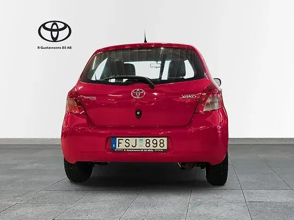 Toyota Yaris 2007 photo 4
