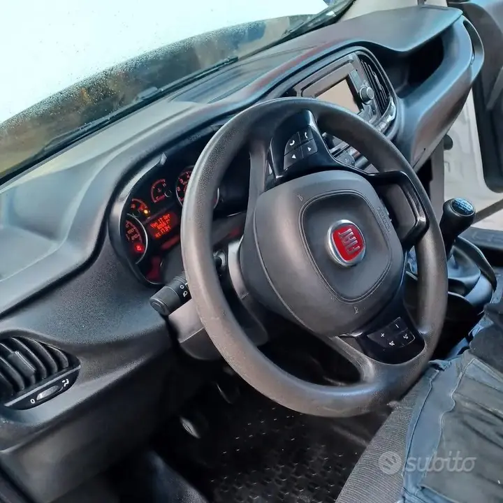 Fiat Doblò 2021 photo 2