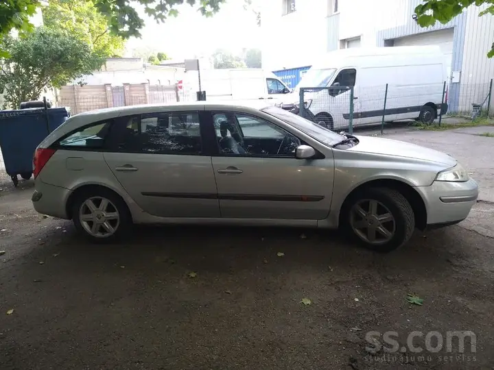 Renault Laguna 2002 photo 2
