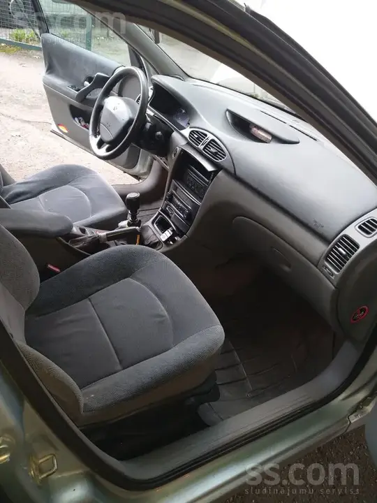 Renault Laguna 2002 photo 5