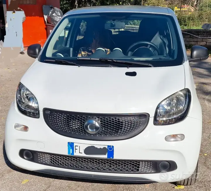Smart Forfour 2017 photo 2