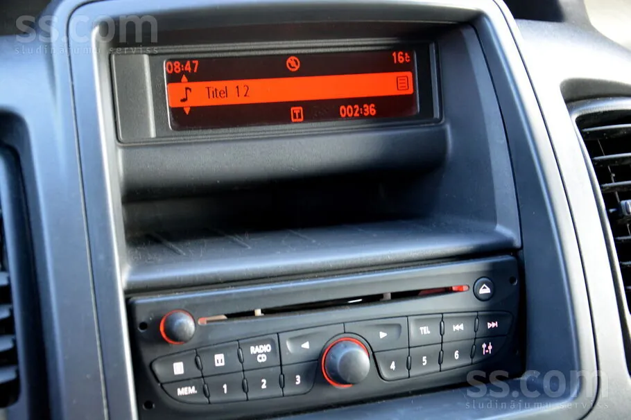 Opel Vivaro 2012 photo 4