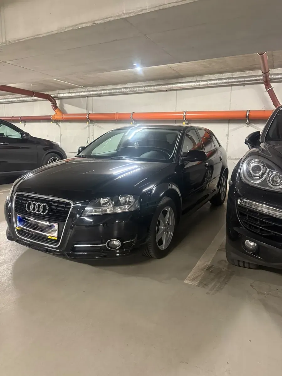 Audi A3 2012 photo 2