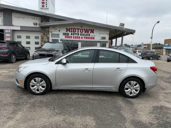 Chevrolet Cruze 2014 photo 4