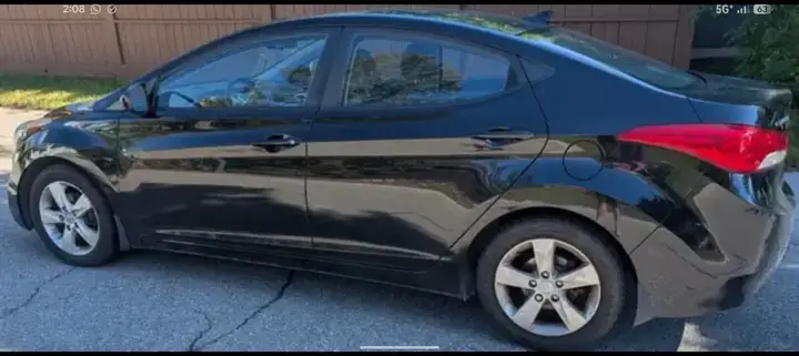 Hyundai Elantra 2012 photo 2