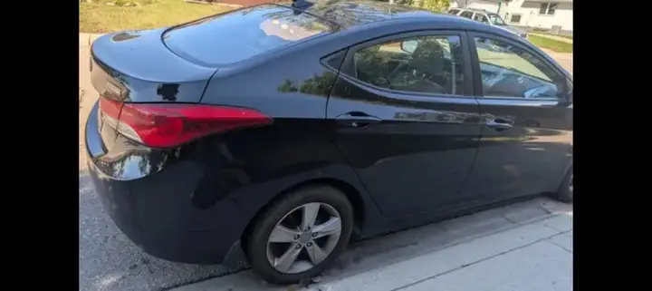 Hyundai Elantra 2012 photo 4