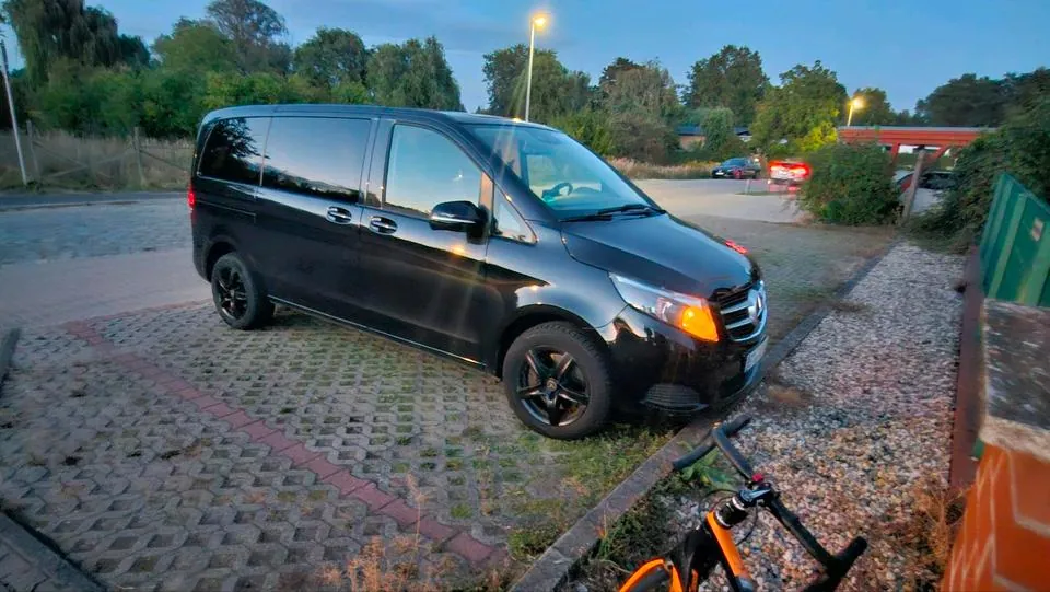 Mercedes-Benz V-Class