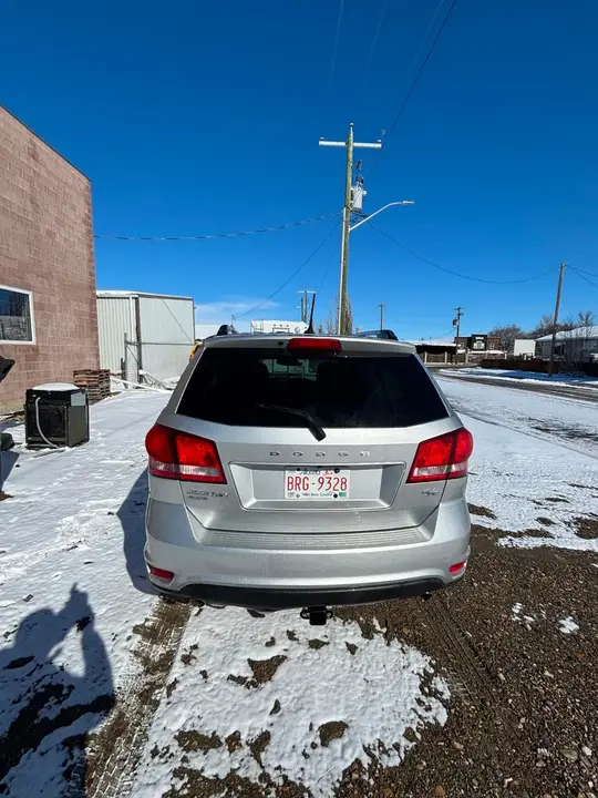 Dodge Journey 2011 photo 3
