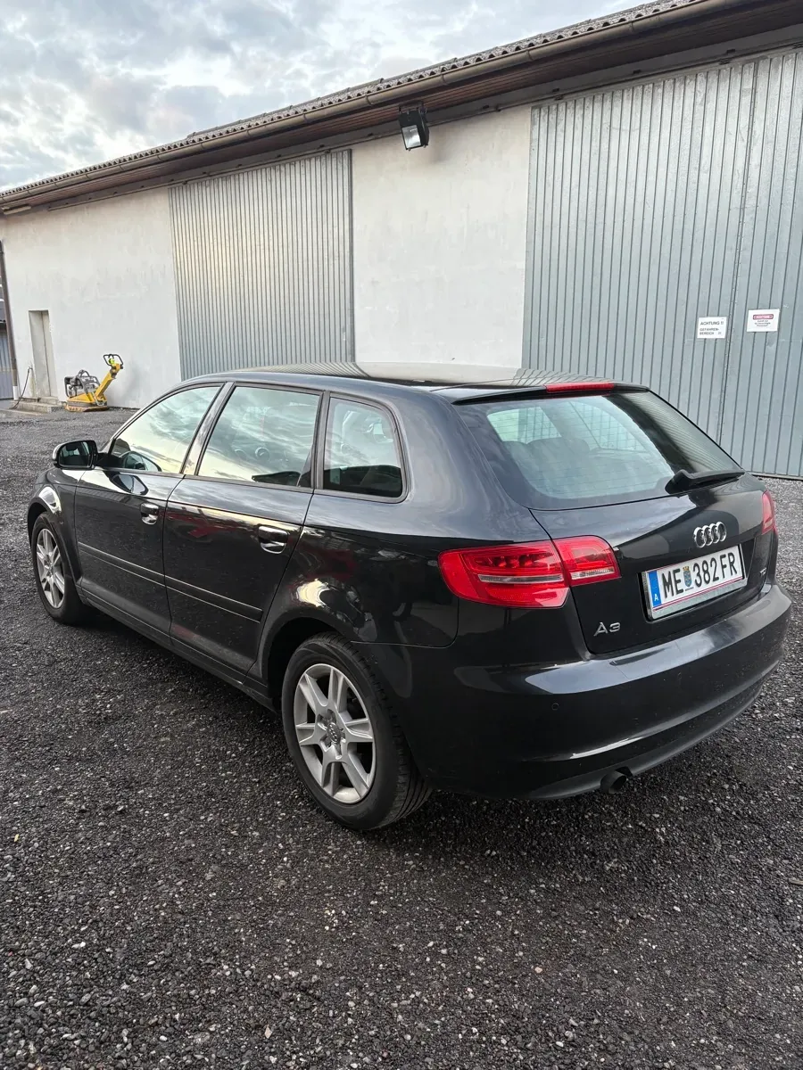 Audi A3 2011 photo 3