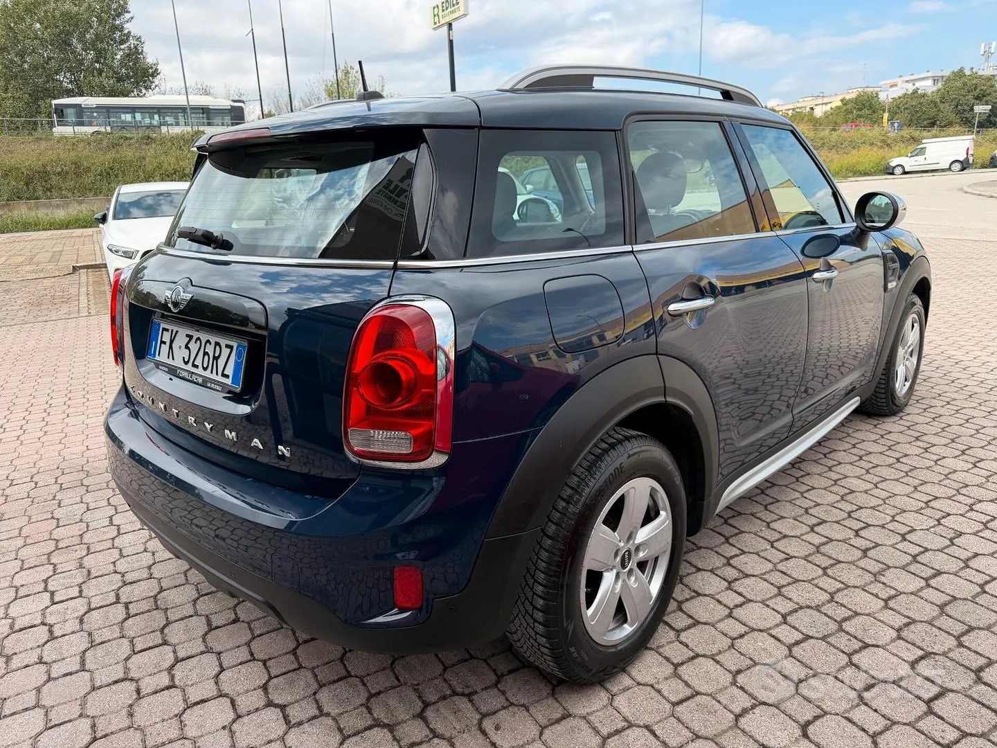 Mini Mini Countryman 2017 photo 4