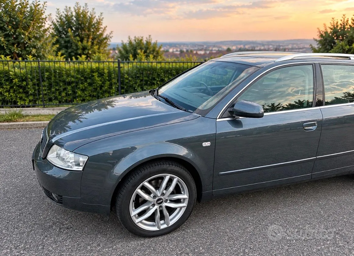 Audi A4 2004 photo 4