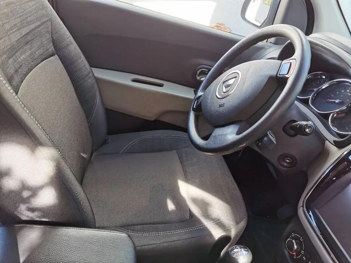 Dacia Lodgy 2014 photo 3