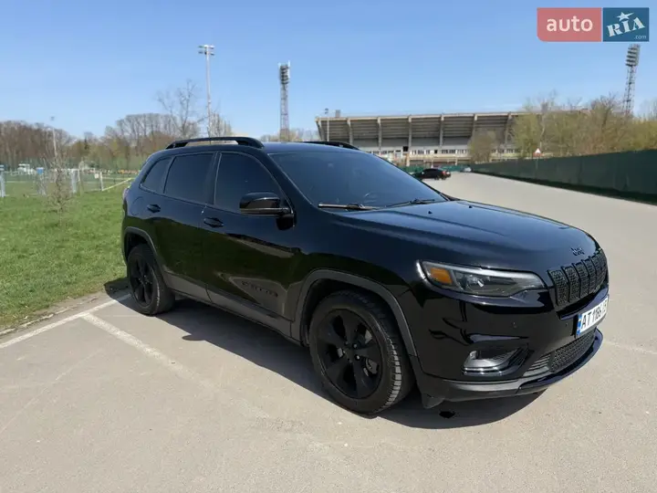 Jeep Cherokee 2019 photo 2