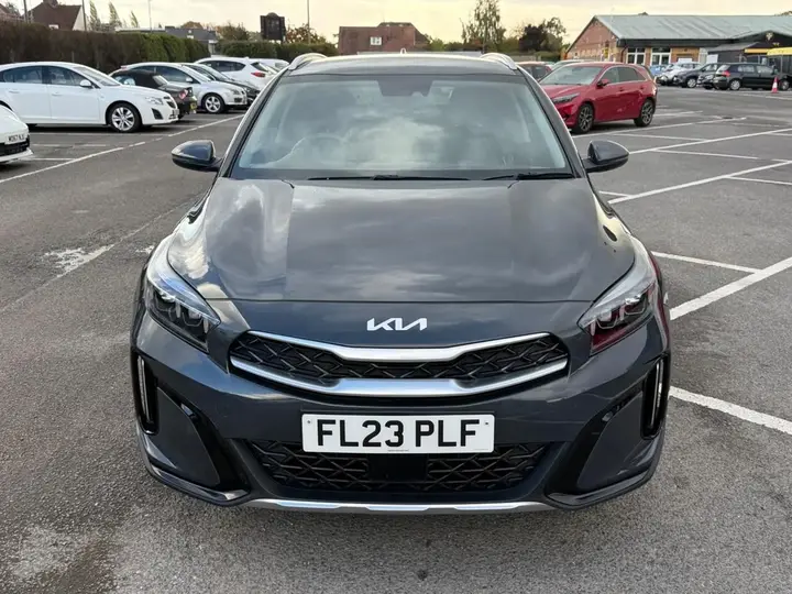 Kia Xceed 2023 photo 2