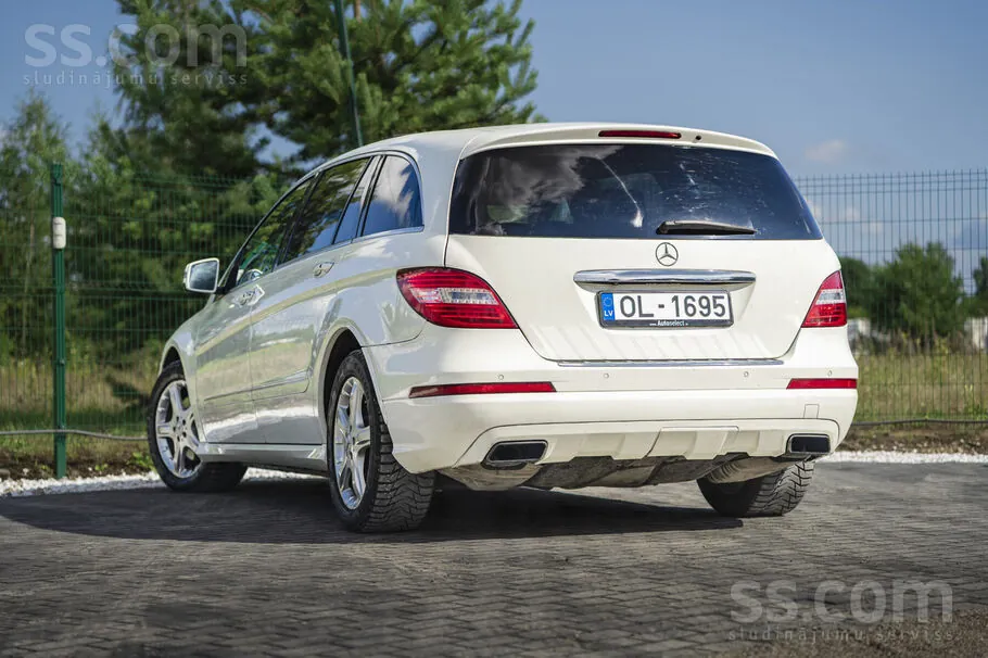 Mercedes-Benz R-Class 2011 photo 4