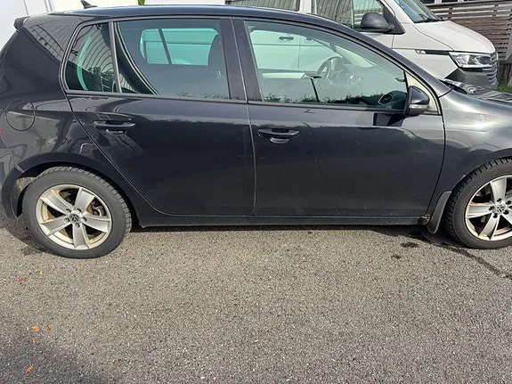 Volkswagen Golf Vi 2011 photo 3