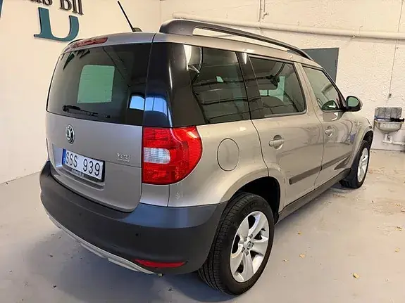 Skoda Yeti 2012 photo 4