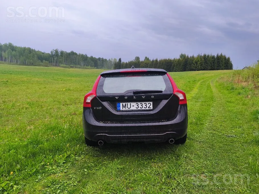 Volvo V60 2012 photo 3