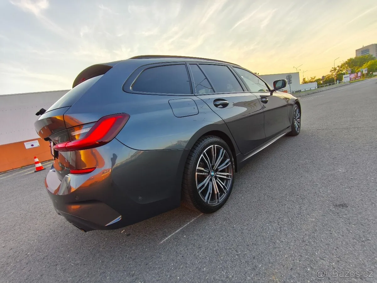 BMW 3 Series 2021 photo 3