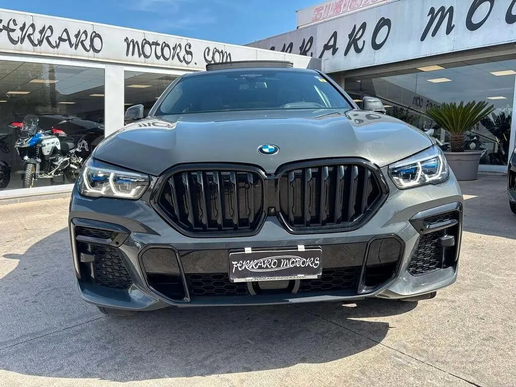 BMW X6 2022 photo 2