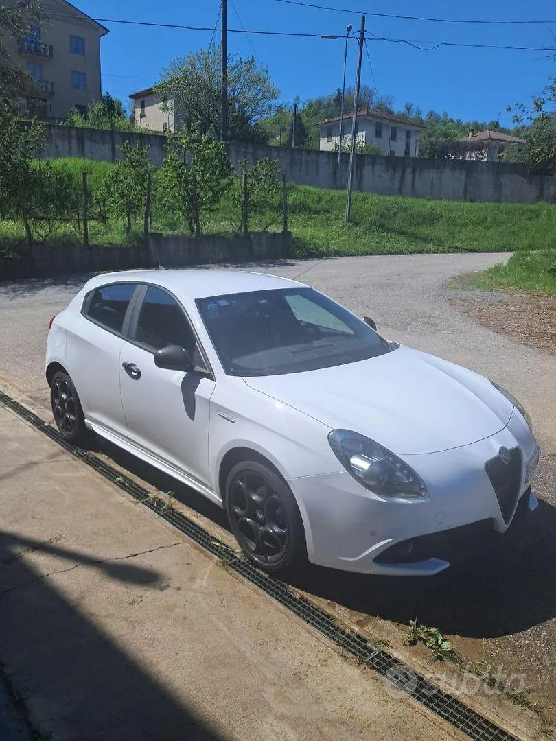 Alfa Romeo Giulietta 2019 photo 3