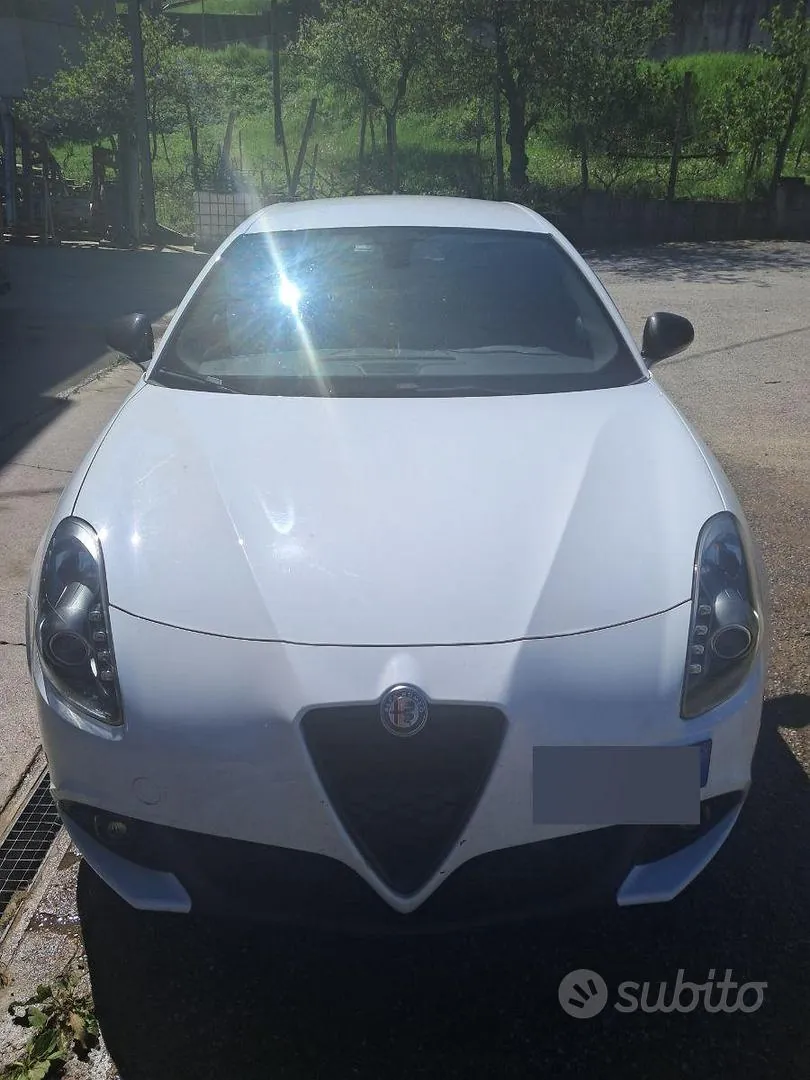 Alfa Romeo Giulietta 2019 photo 2