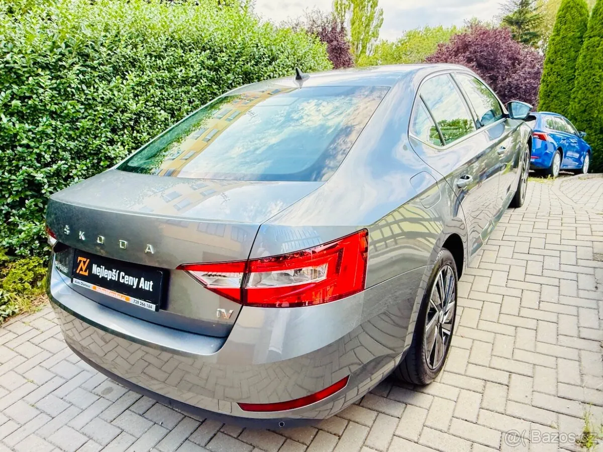 Skoda Superb 2022 photo 5