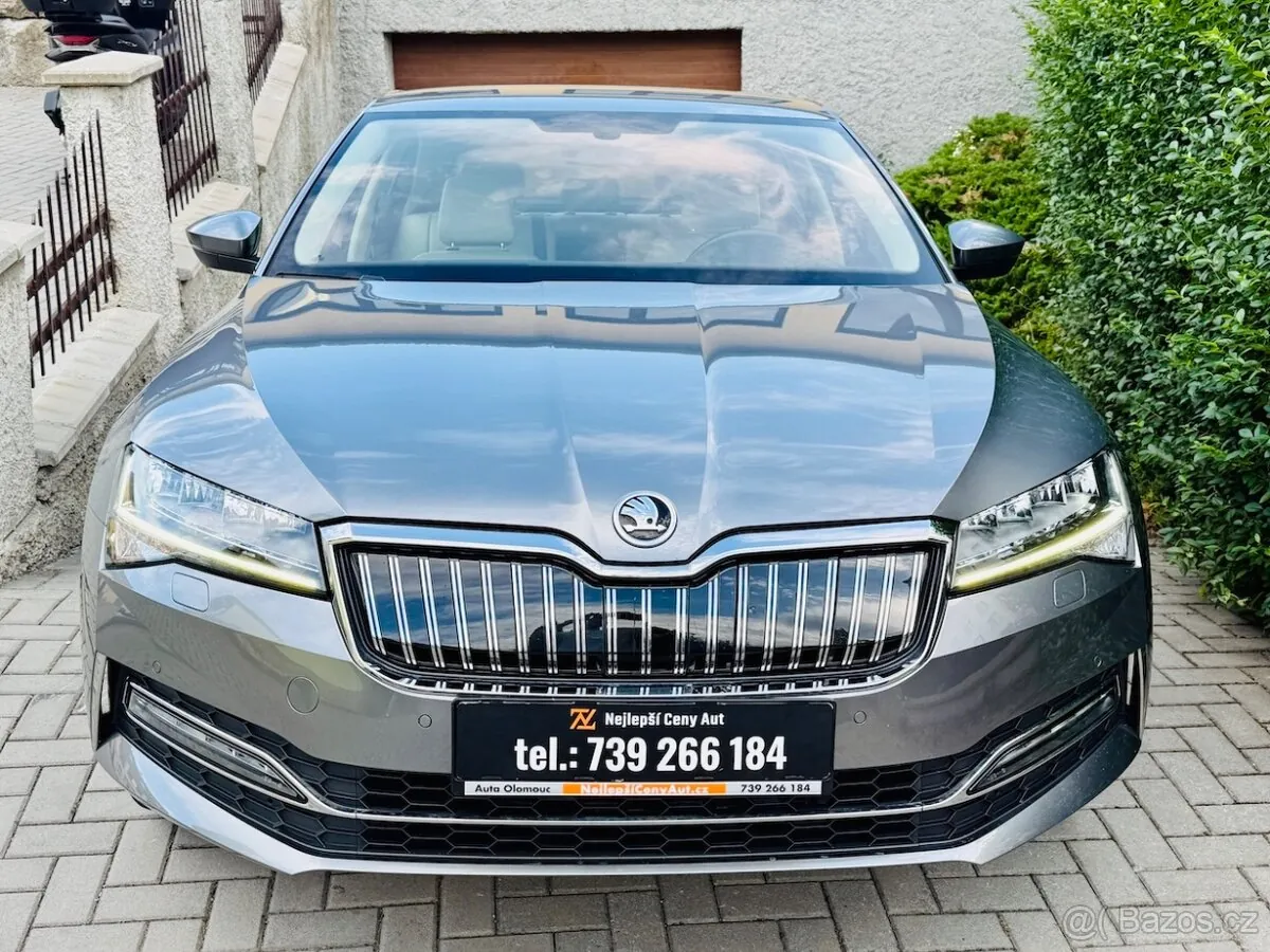 Skoda Superb 2022 photo 2