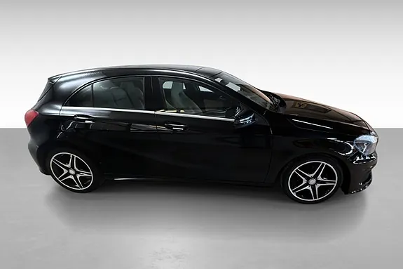 Mercedes-Benz 180 2013 photo 3