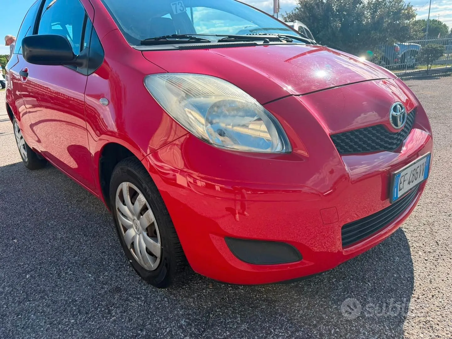 Toyota Yaris 2011 photo 4