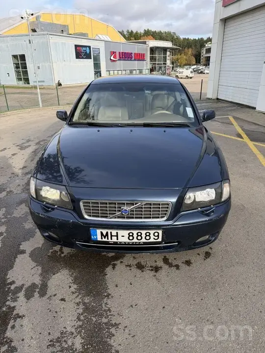 Volvo S80