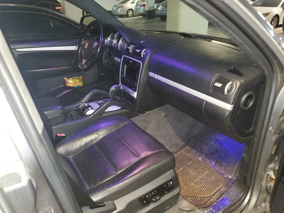 Porsche Cayenne 2005 photo 2