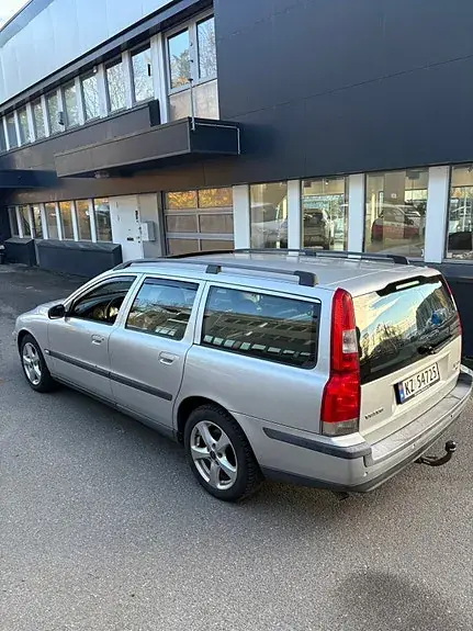 Volvo V70 2004 photo 4