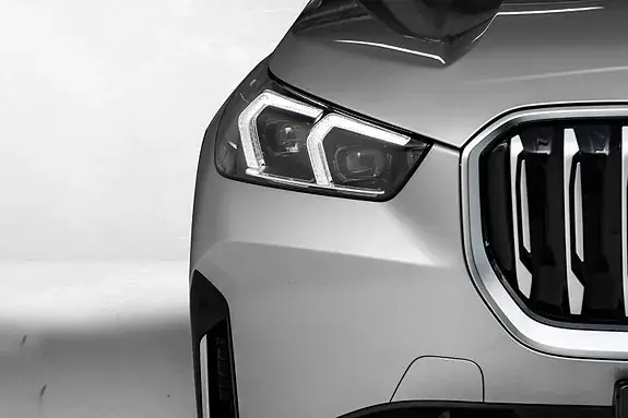 BMW Ix1 2023 photo 4