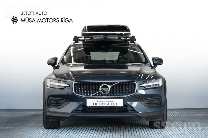 Volvo V60 Cross Country 2022 photo 3